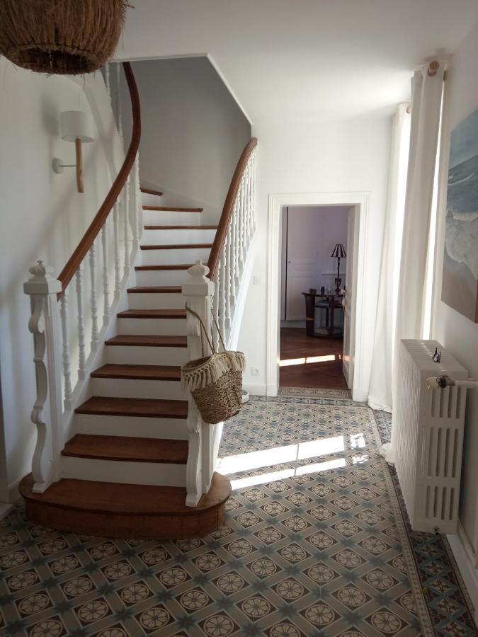 Les Mariesis Bed and Breakfast Osmanville Exteriör bild